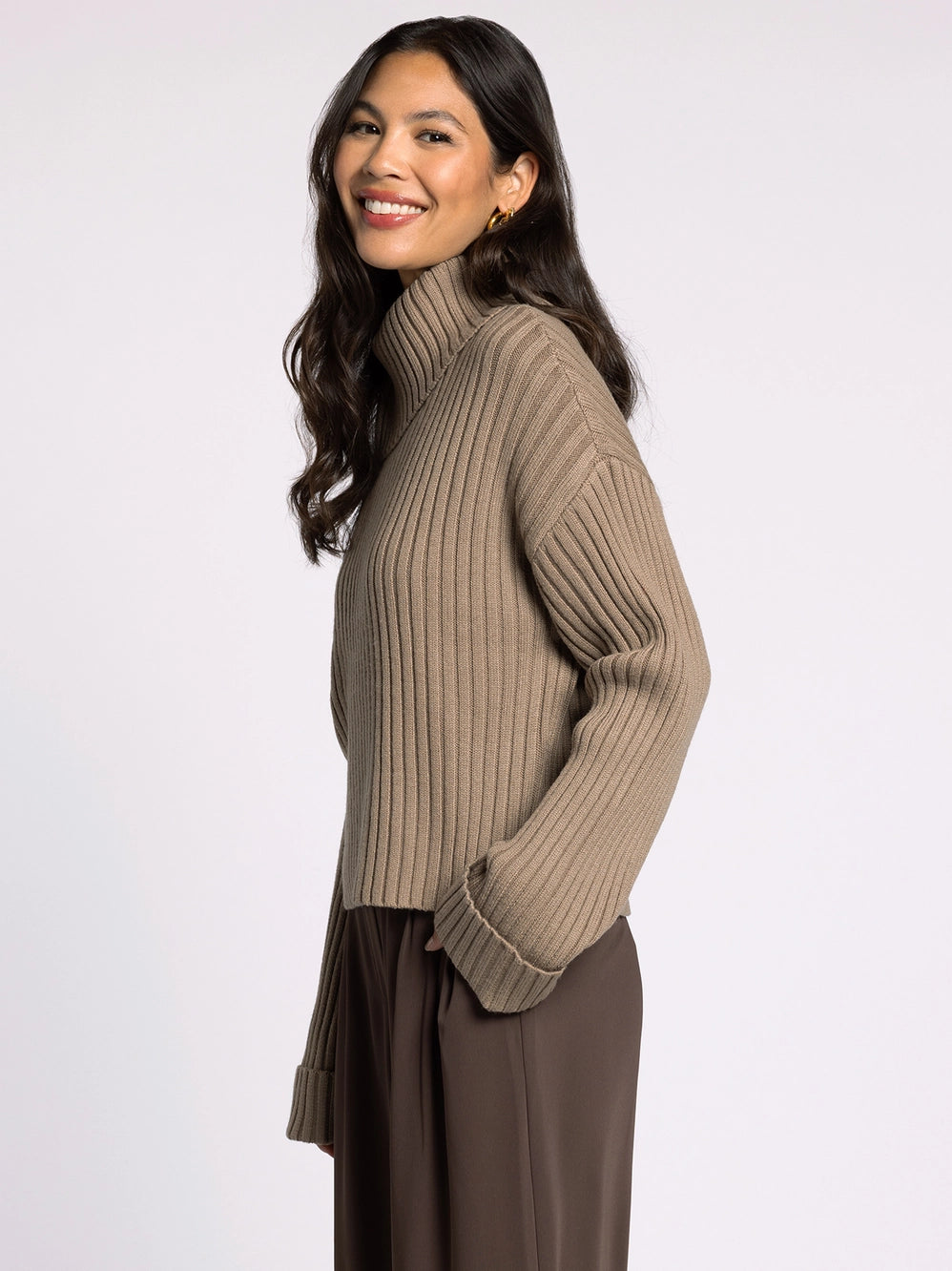 Weekend LA Turtle Neck Sweater