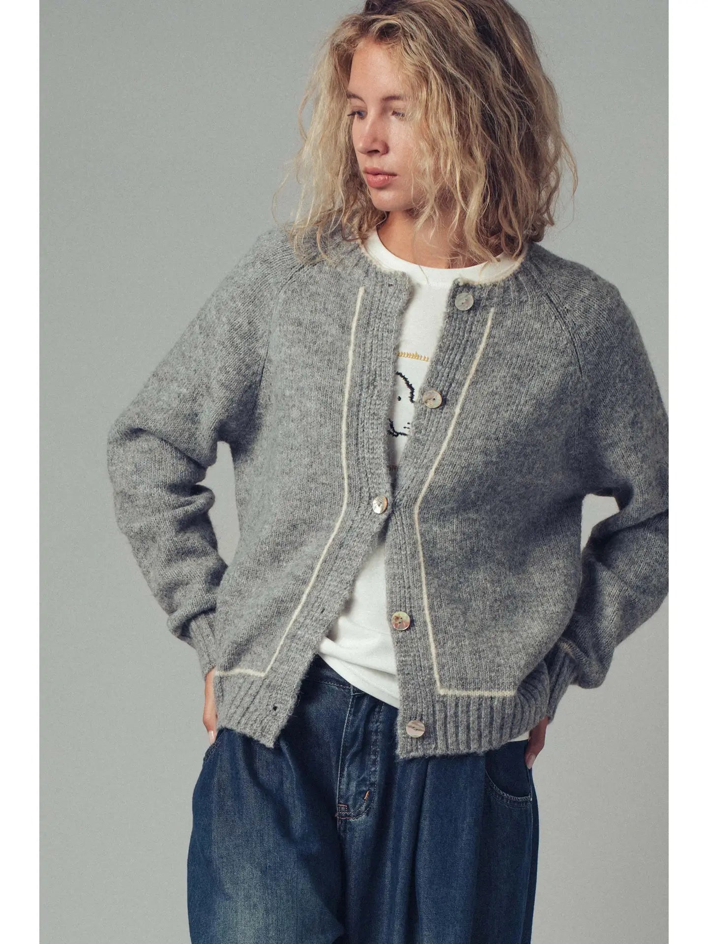 Urban Daizy Contrast Trim Button Cardigan (Various Colors)