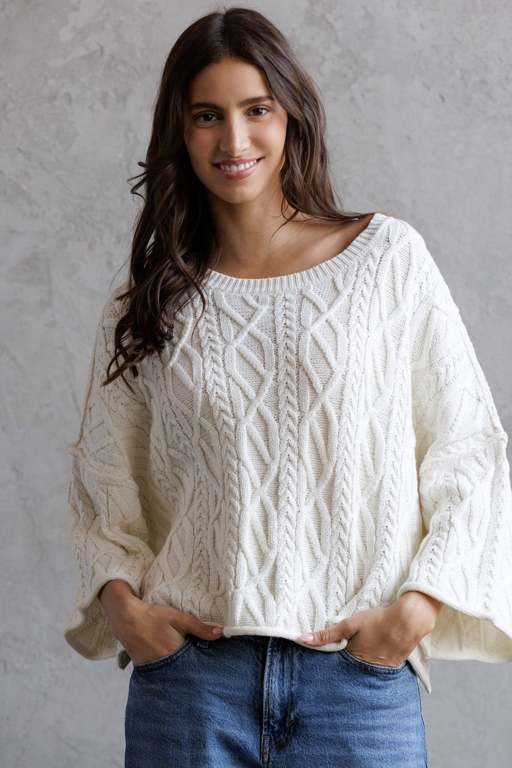 Storia Cable Knit Cropped Sweater