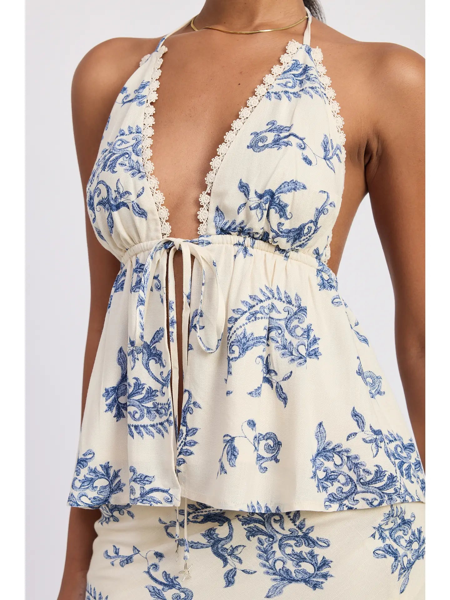 Emory Park Cinched Halter Neck Top with Lace Trim