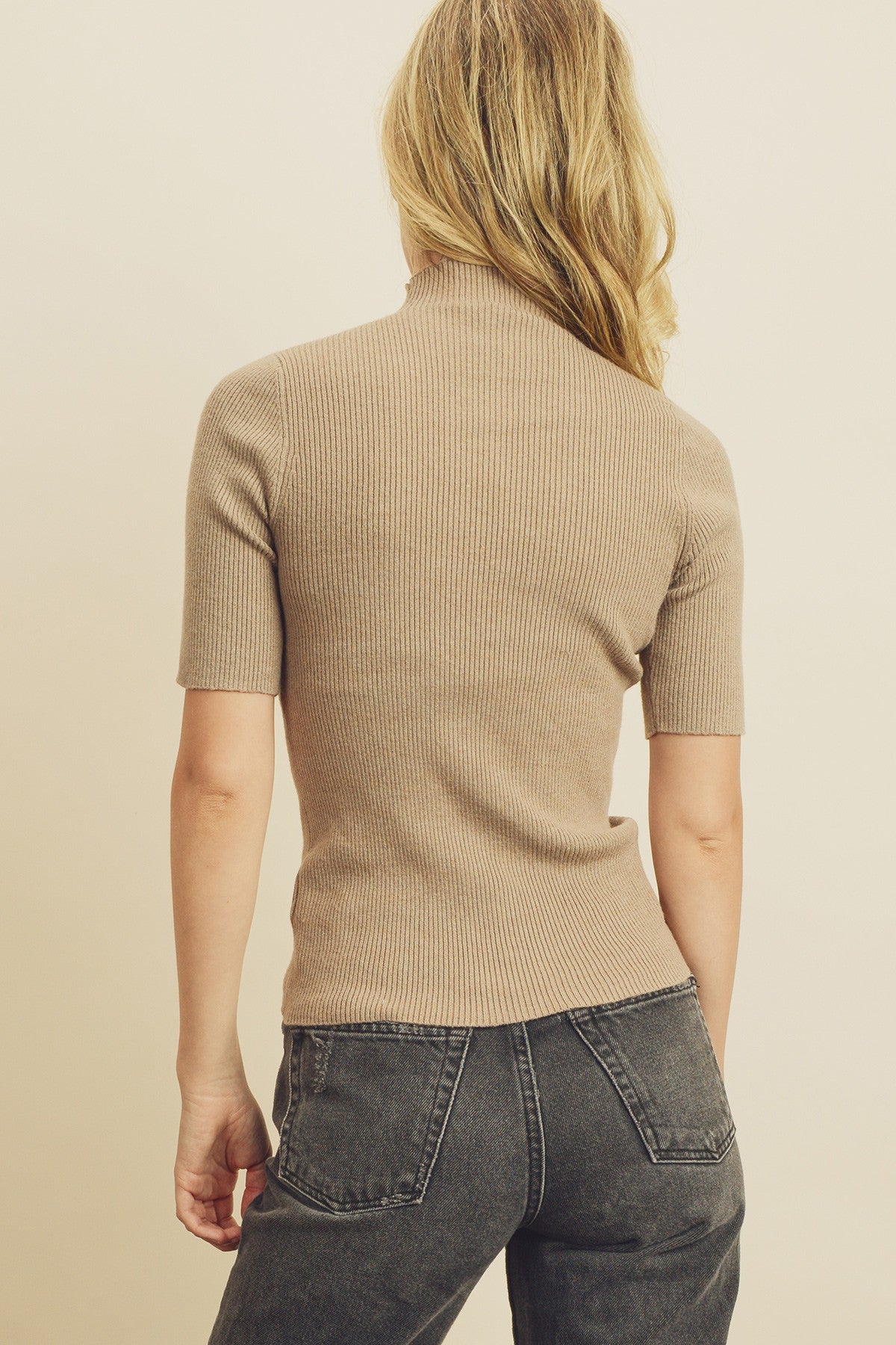 Dress Forum Ribbed Knit Mock Neck Top