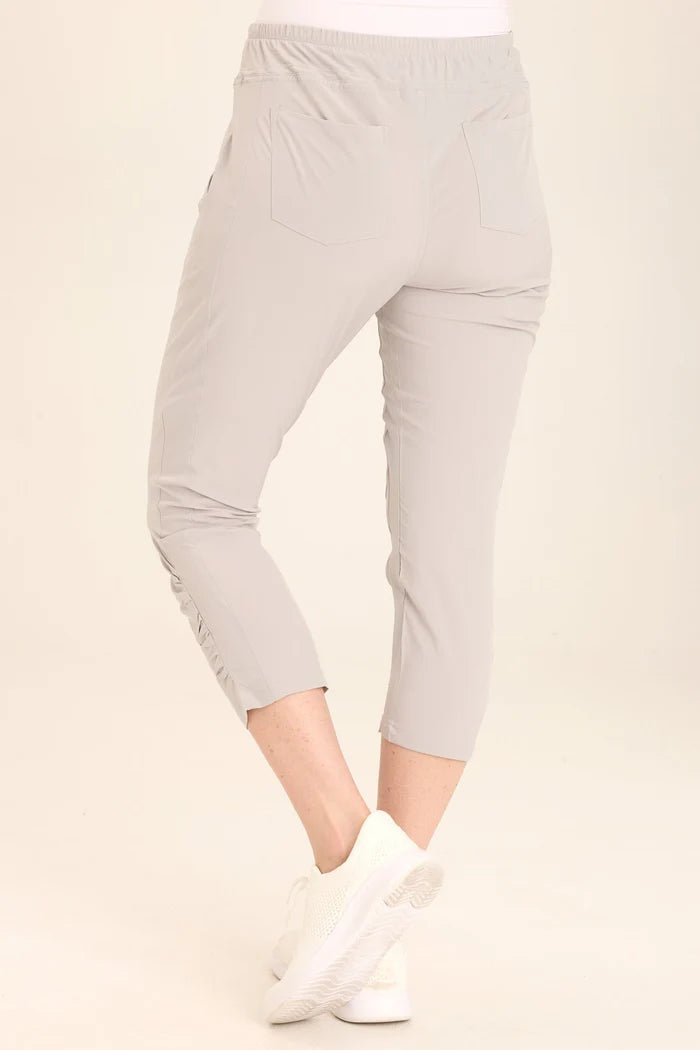 Wearables Aksana Leggings (Various Colors)