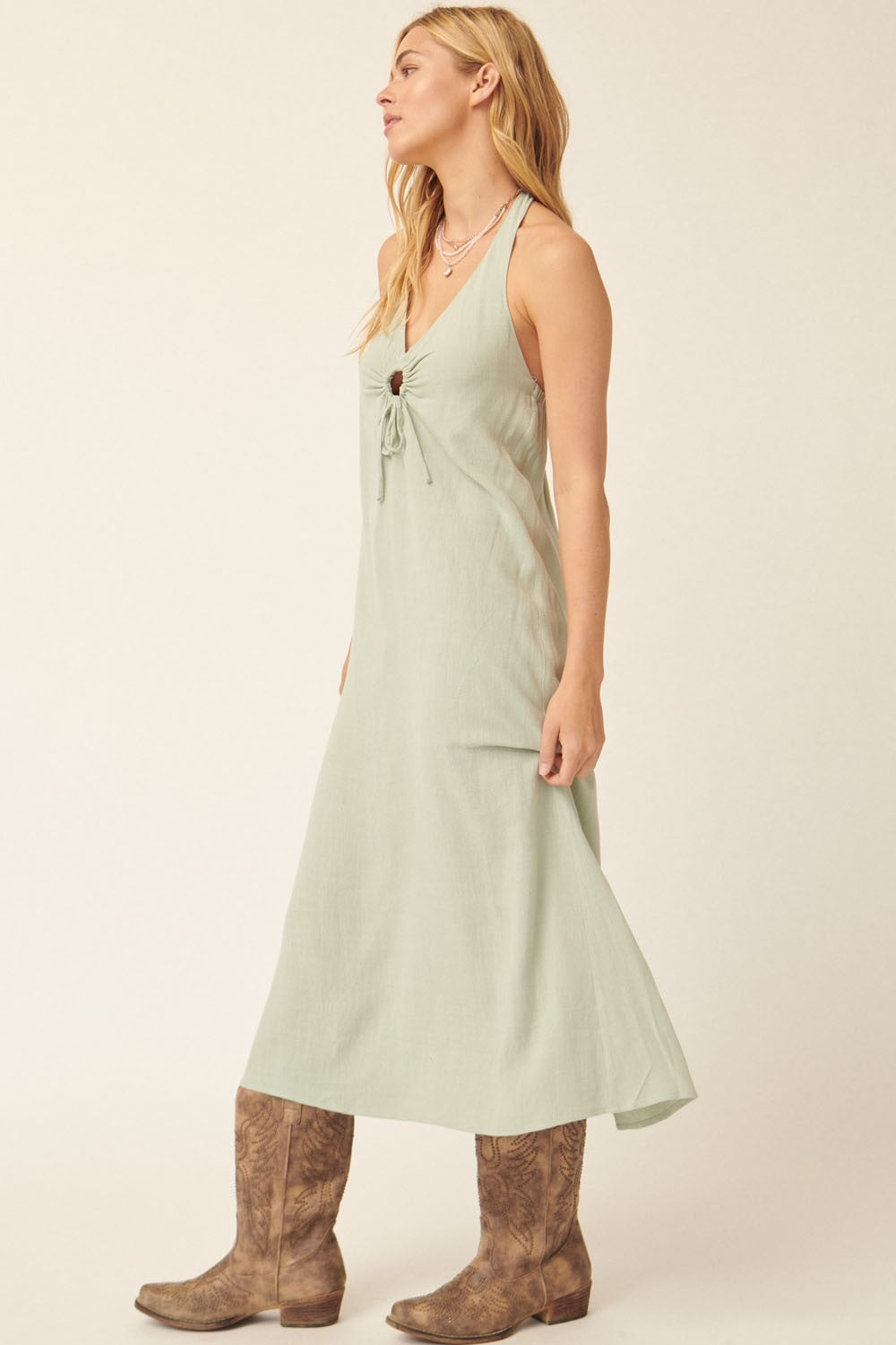 Promesa Woven Keyhole Open-Back Maxi Dress