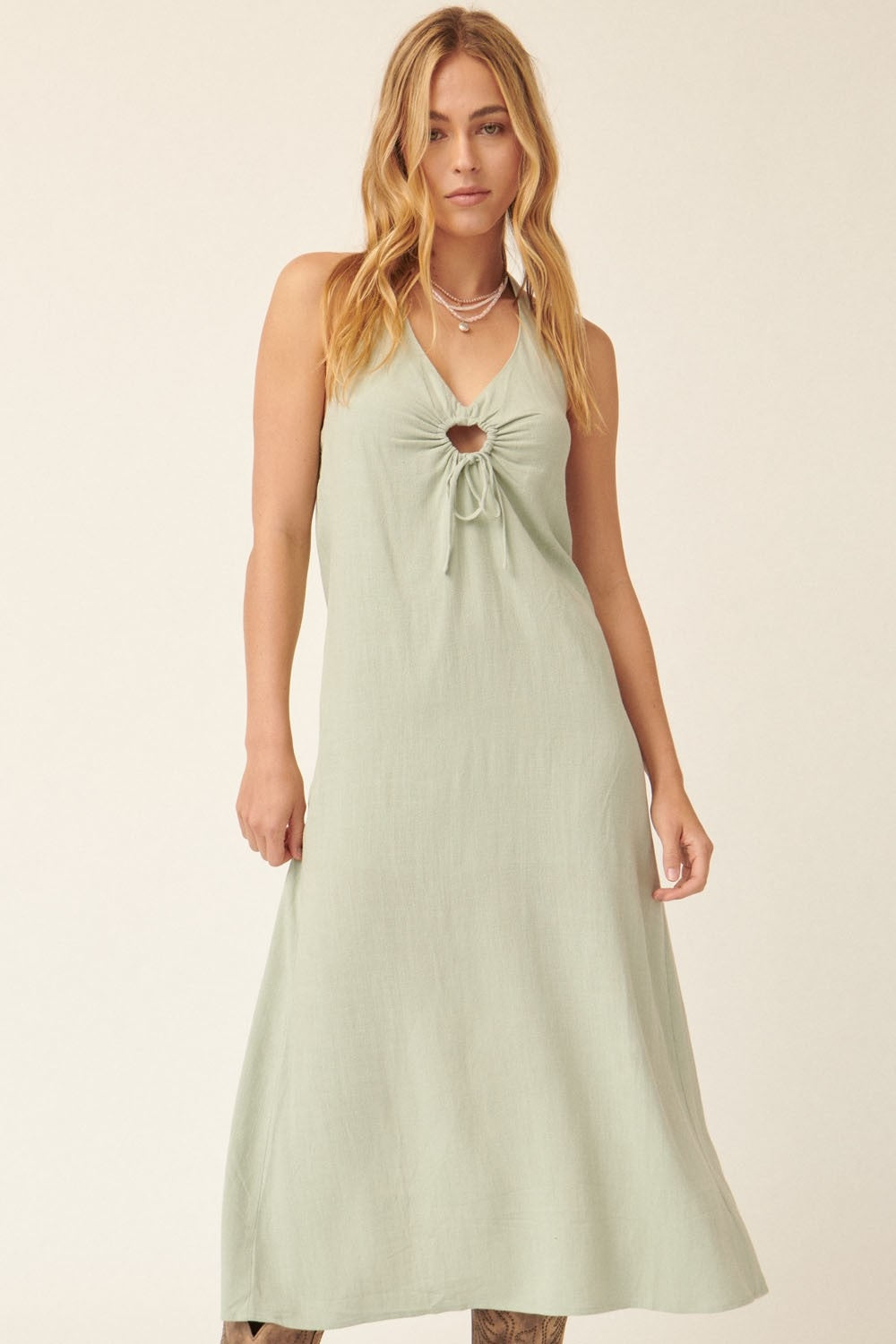 Promesa Woven Keyhole Open-Back Maxi Dress