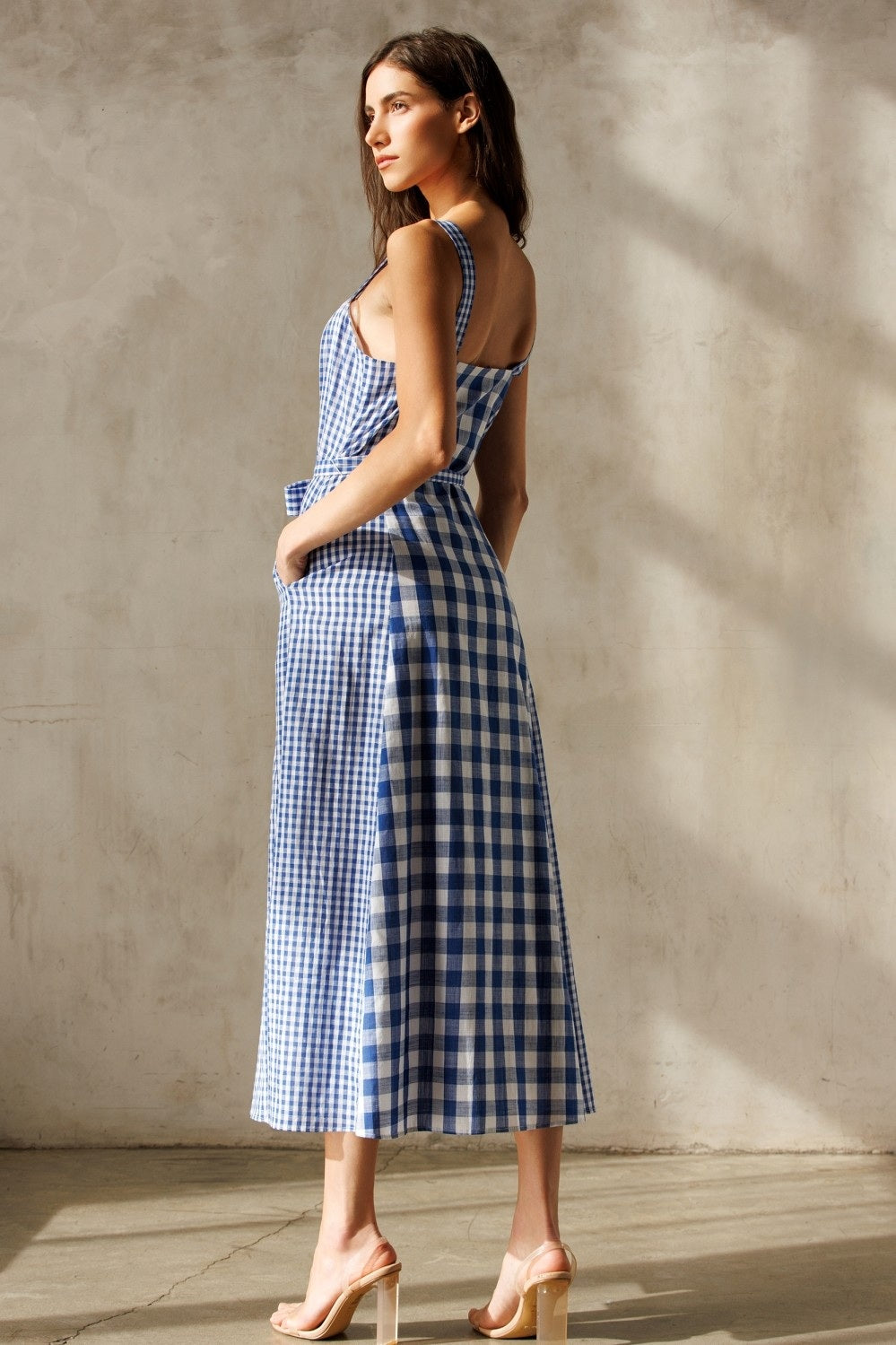 Storia Checkered Tie Midi Dress