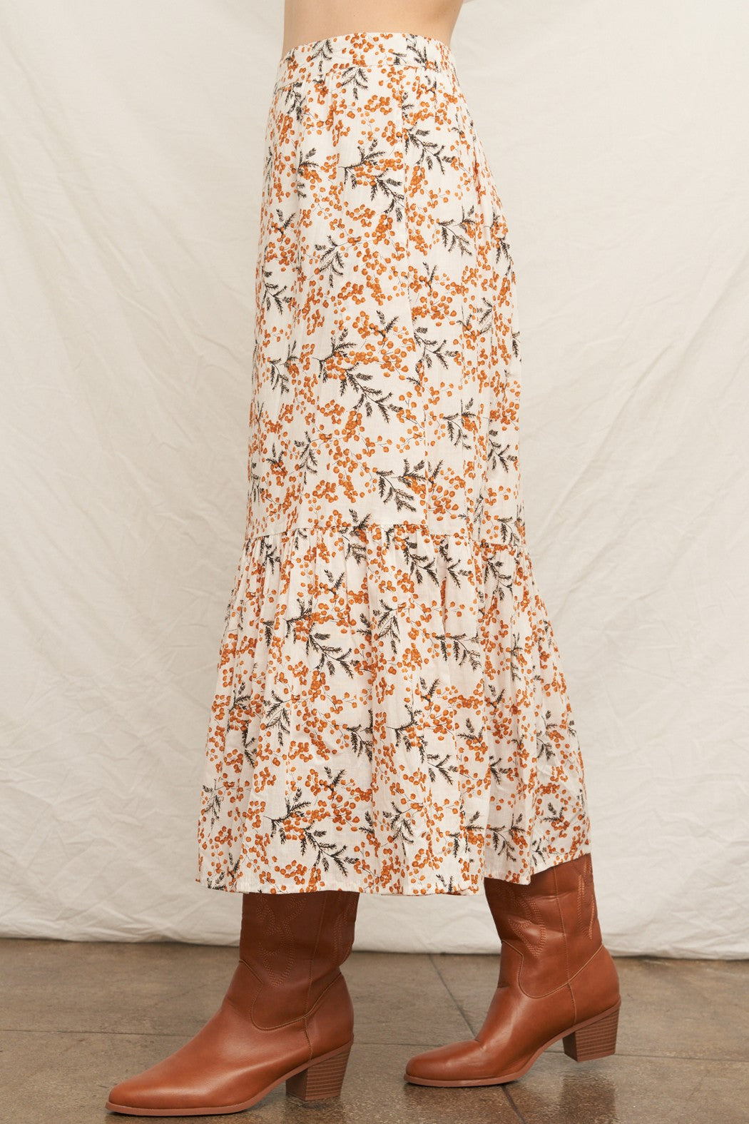 En Creme Floral Tiered Maxi Skirt