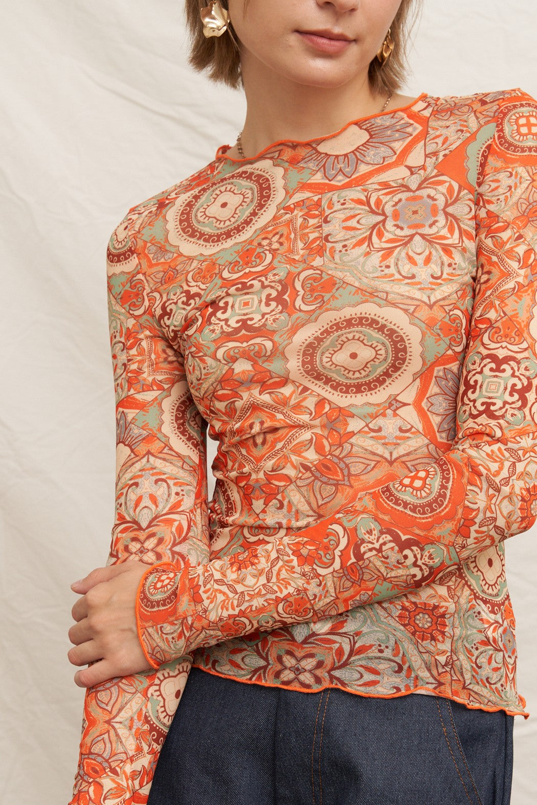 En Crème Long Sleeve Mesh Printed Top