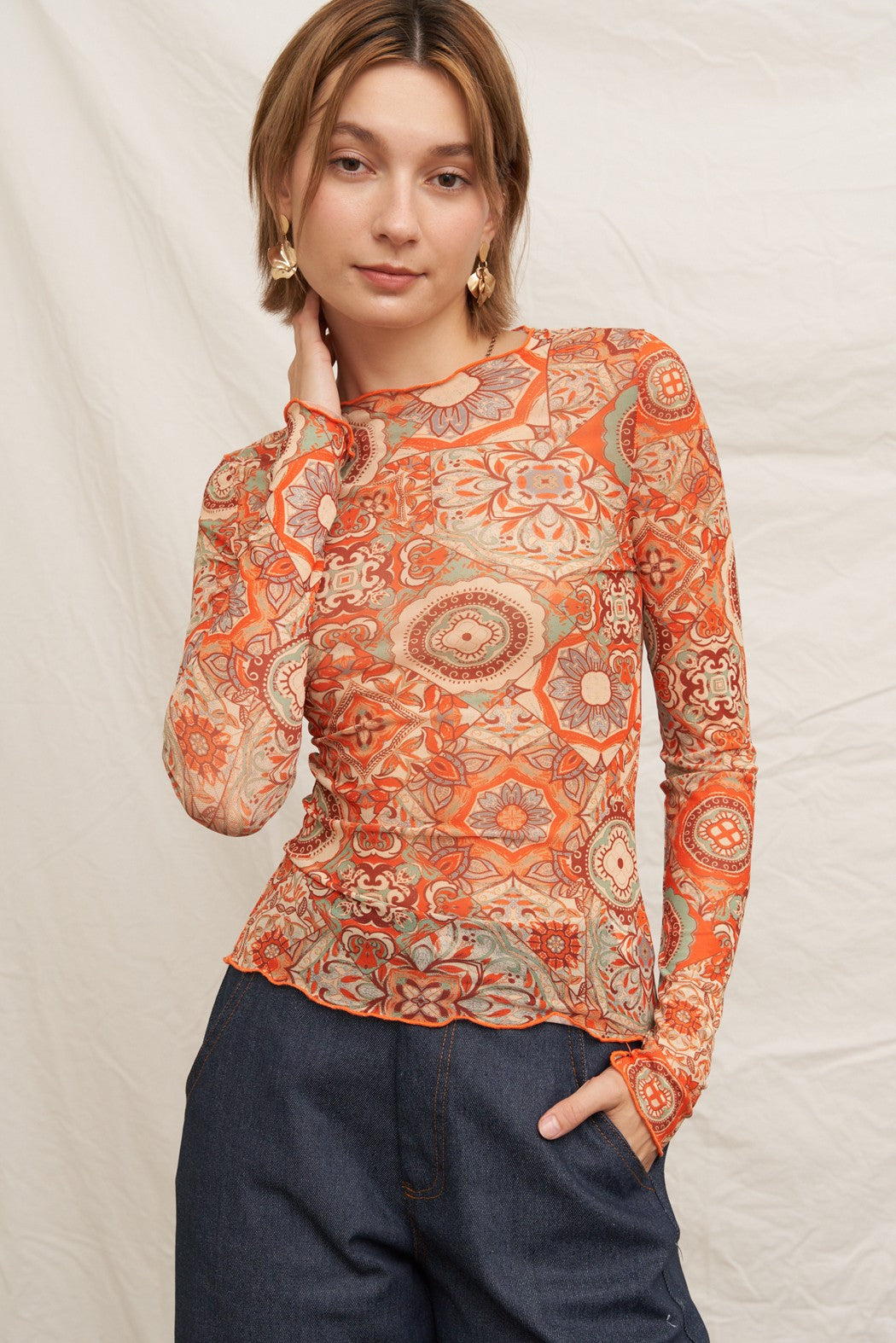 En Crème Long Sleeve Mesh Printed Top