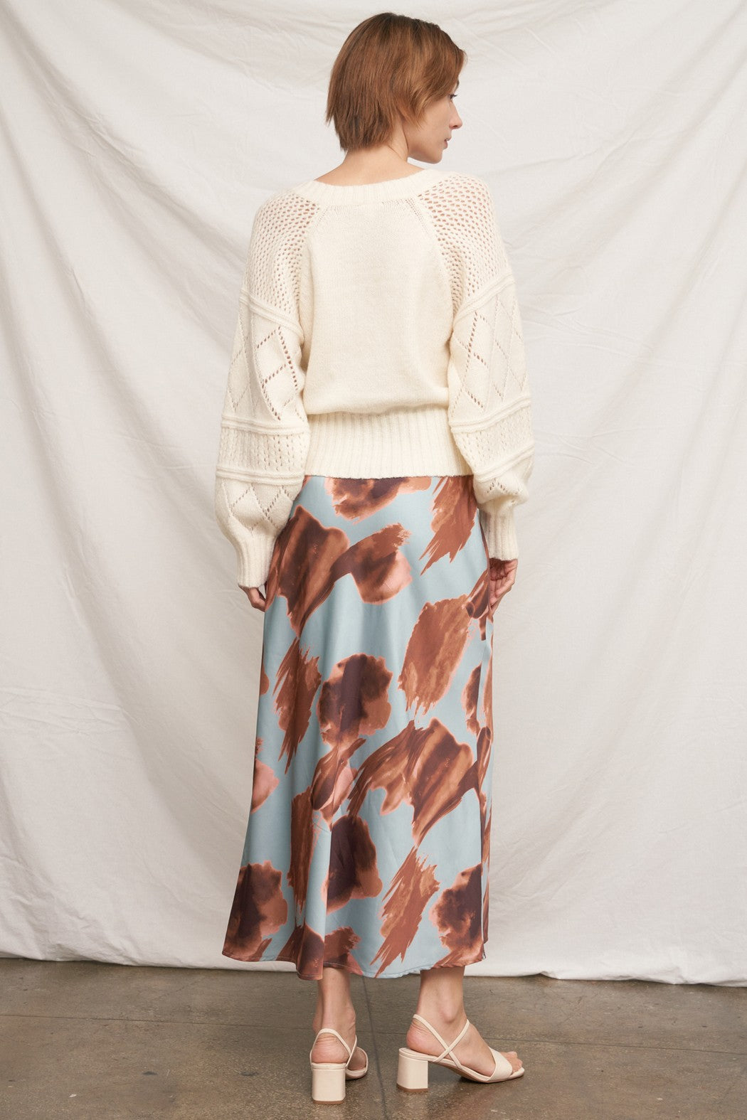 En Crème Floral Print Satin Maxi Skirt