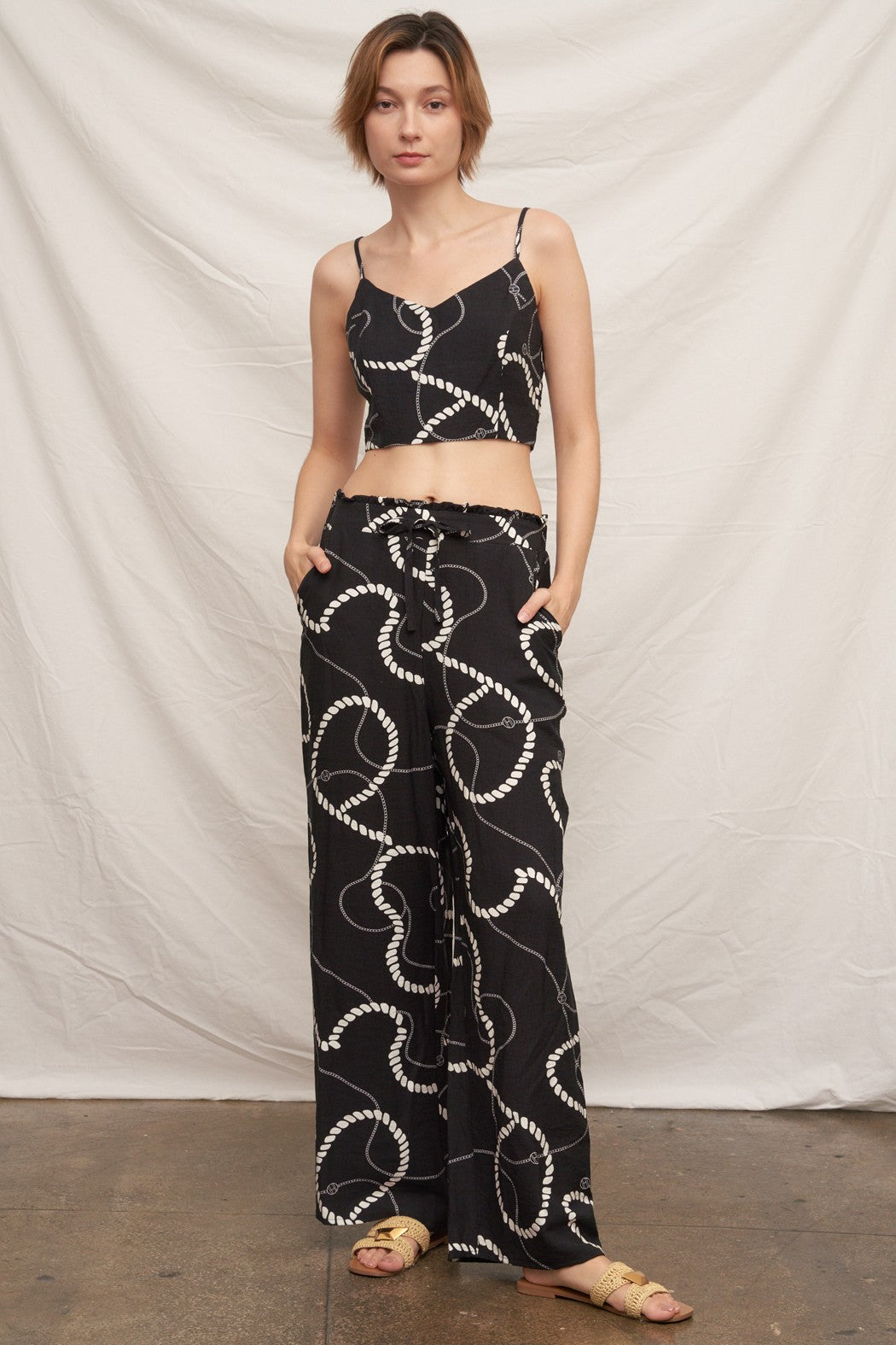 En Crème Rope Print Crop Top