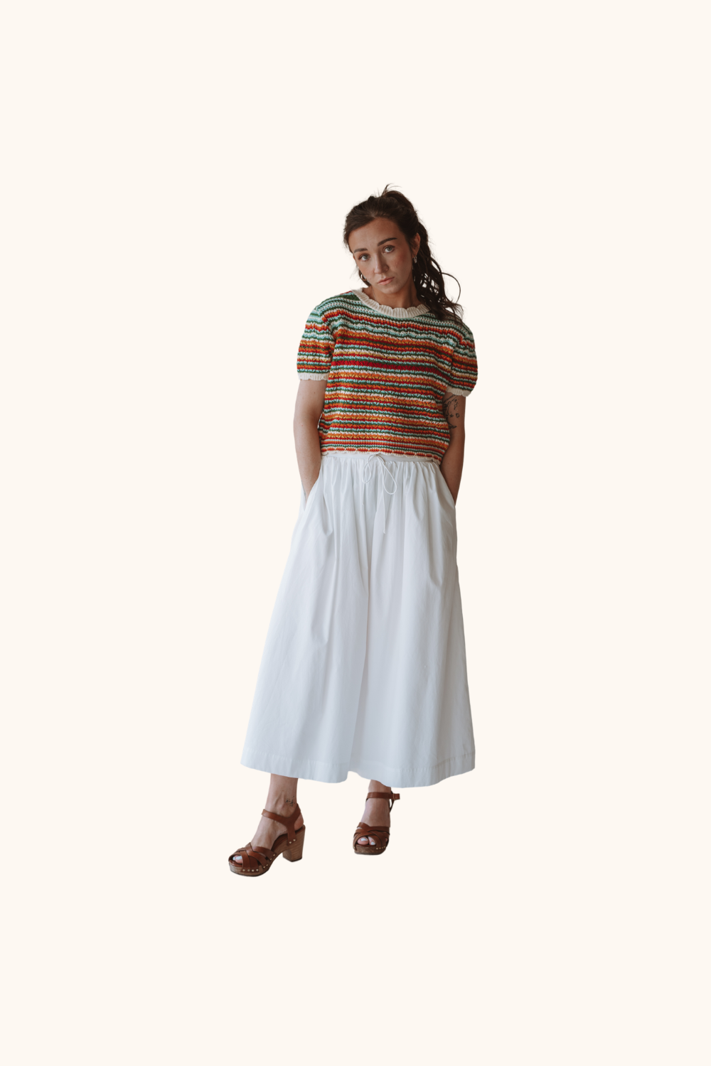 En Crème Short Sleeve Multicolor Knit Sweater Cropped Top