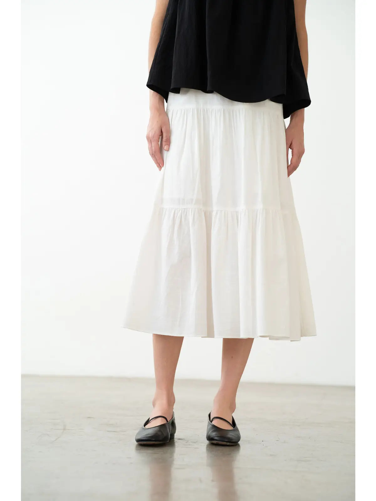 Elle Grey Elastic Waist Tiered Midi Skirt