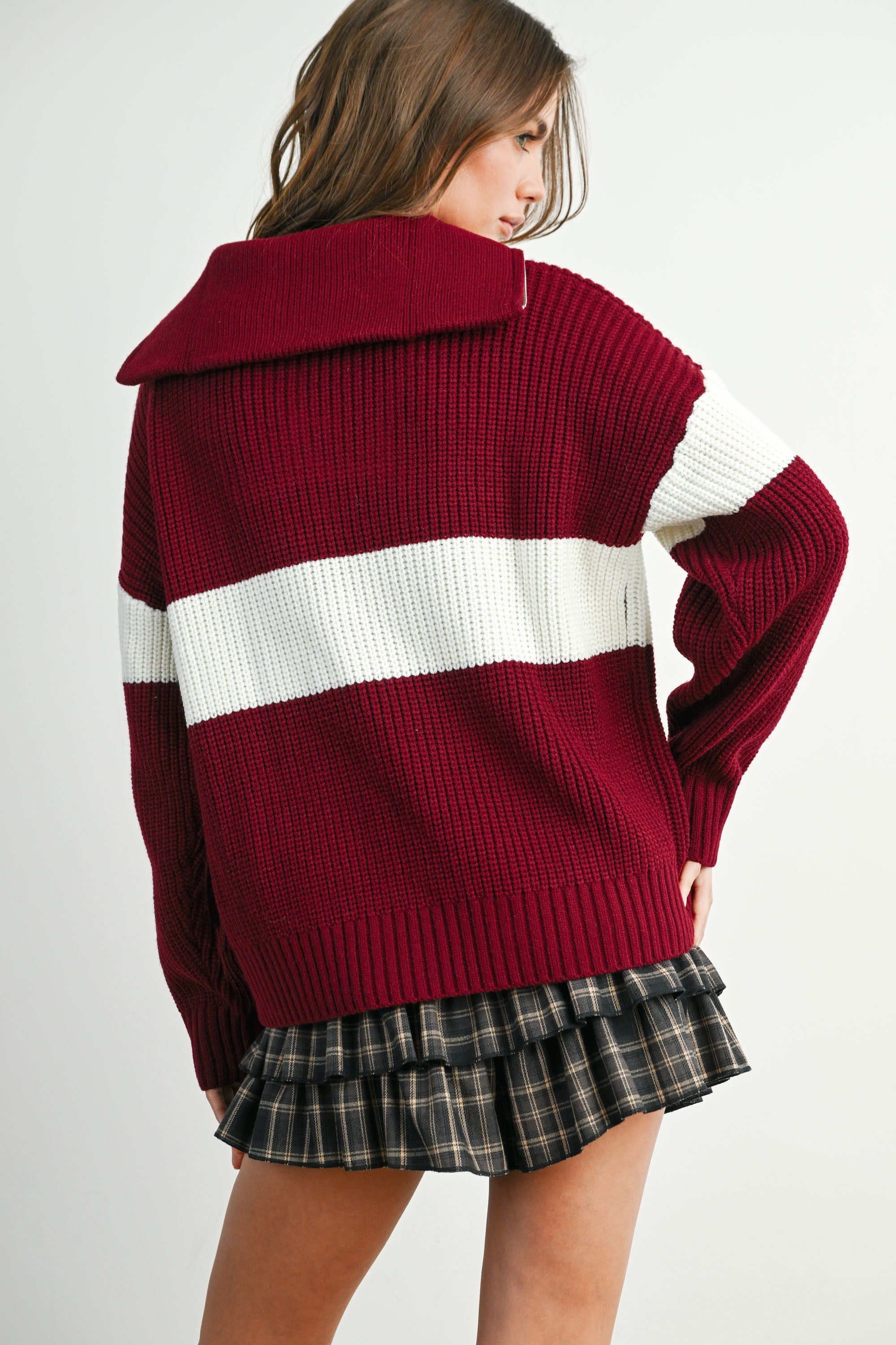 Buttermelon Neck Zip-front Long Sleeve Top