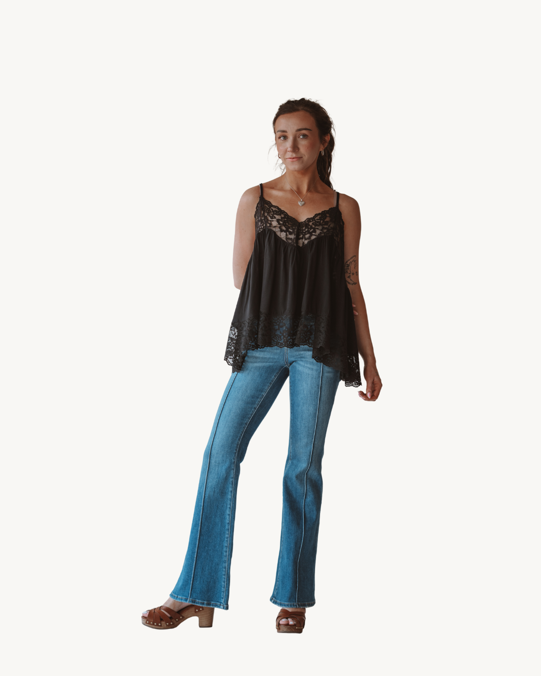 En Crème Lace Trim Racerback Cami – Black