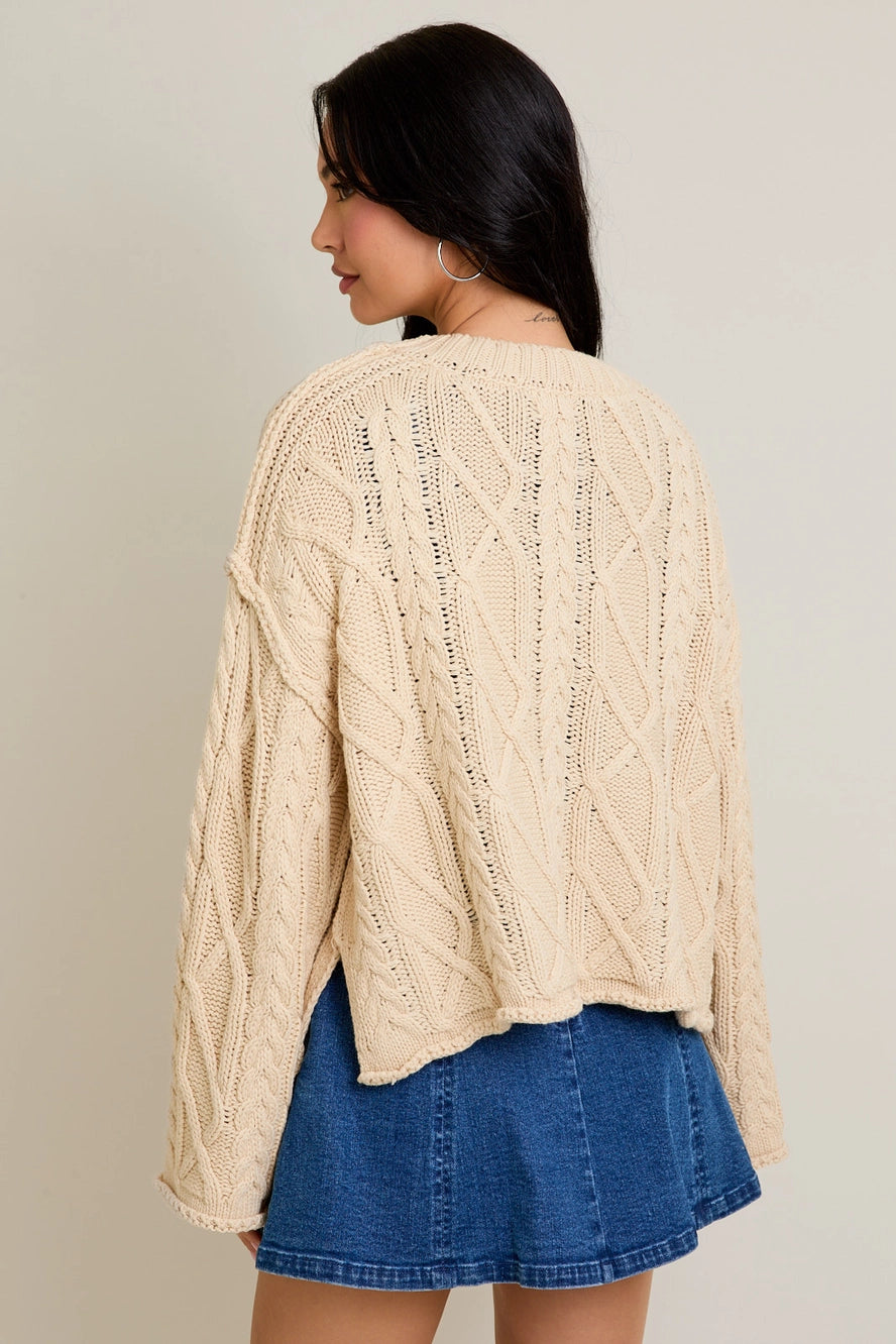 Le Lis Oversized Cable Knit Sweater