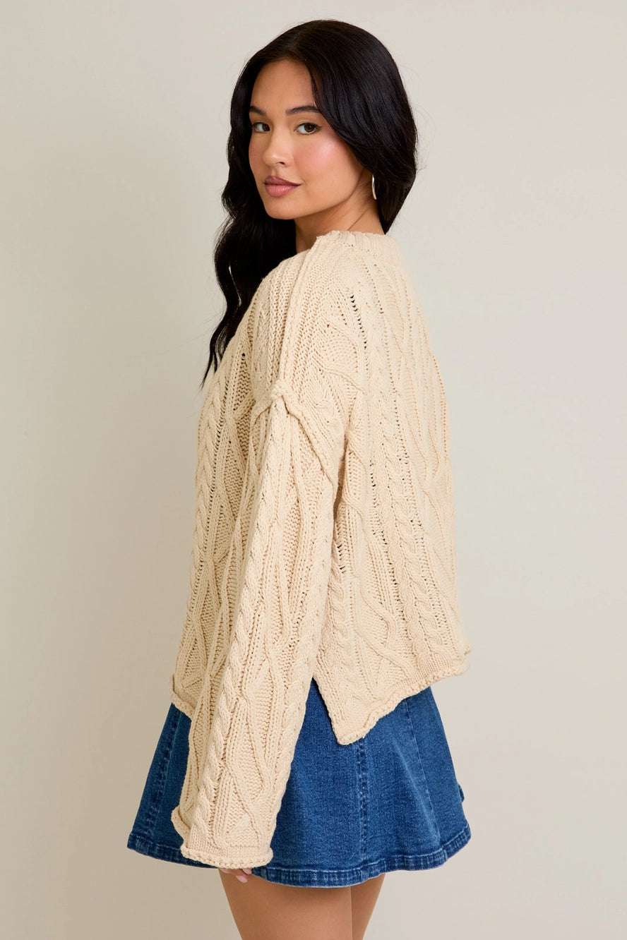 Le Lis Oversized Cable Knit Sweater