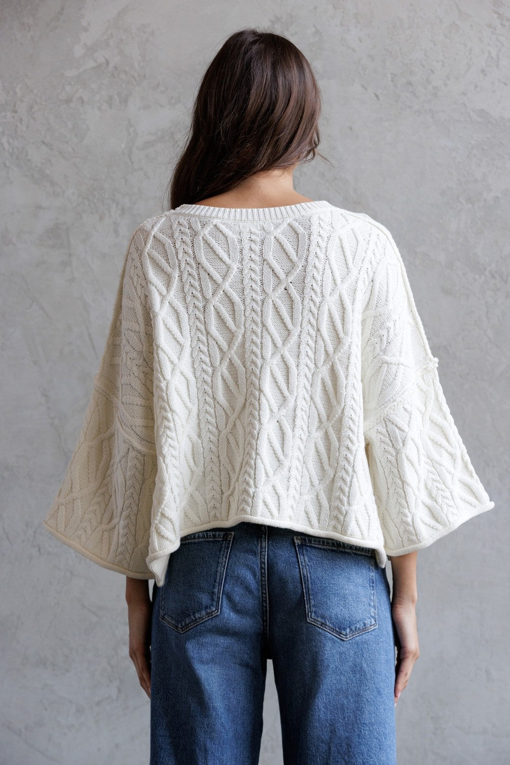 Storia Cable Knit Cropped Sweater