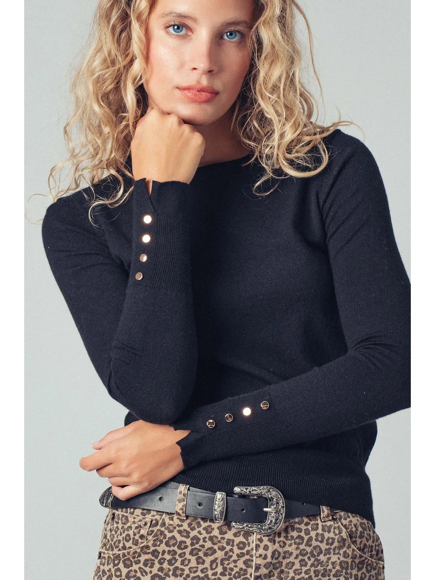 Urban Daizy Polished Button Cuff Knit Top