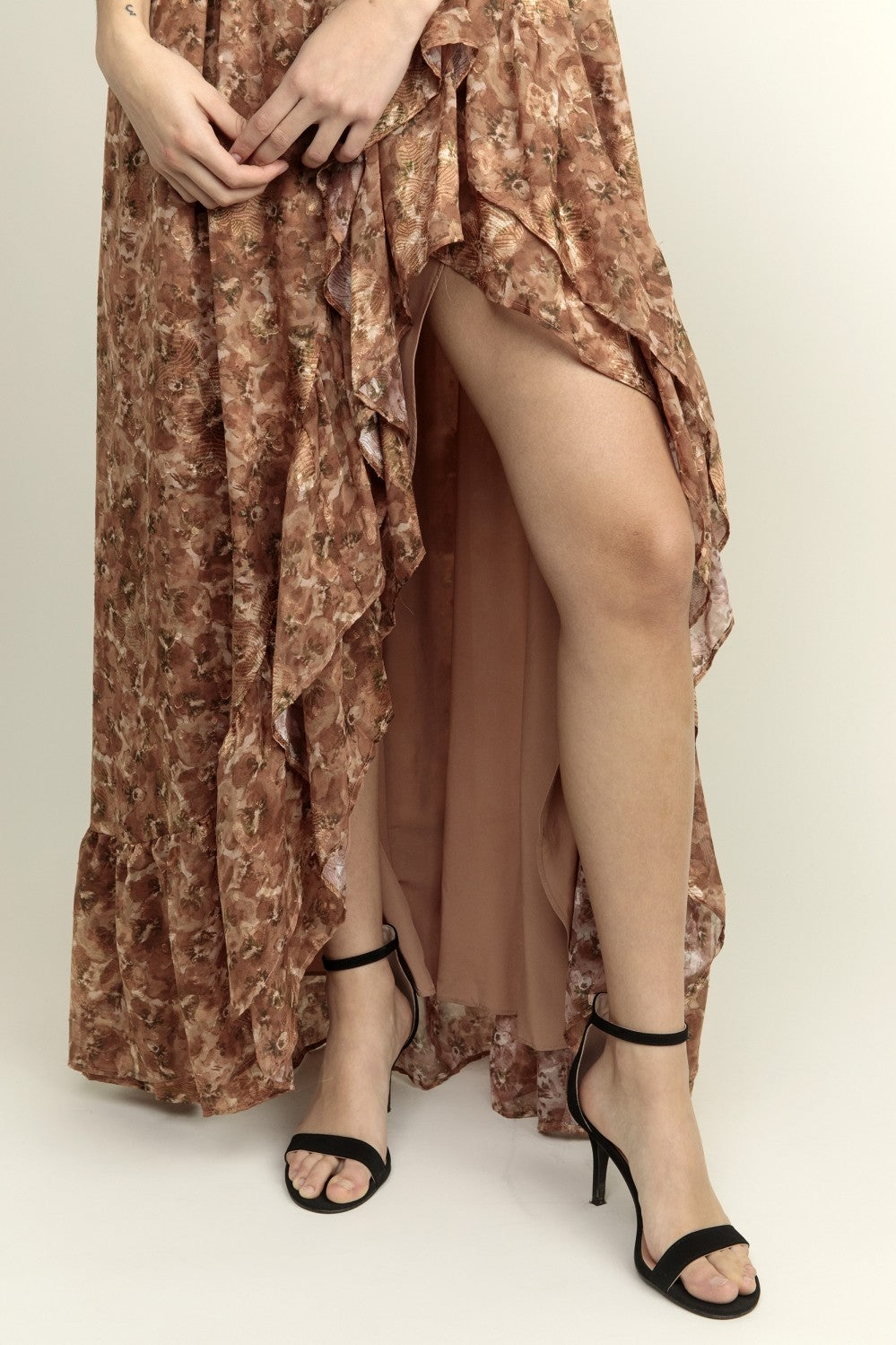 Storia Romantic Floral Print Maxi Dress