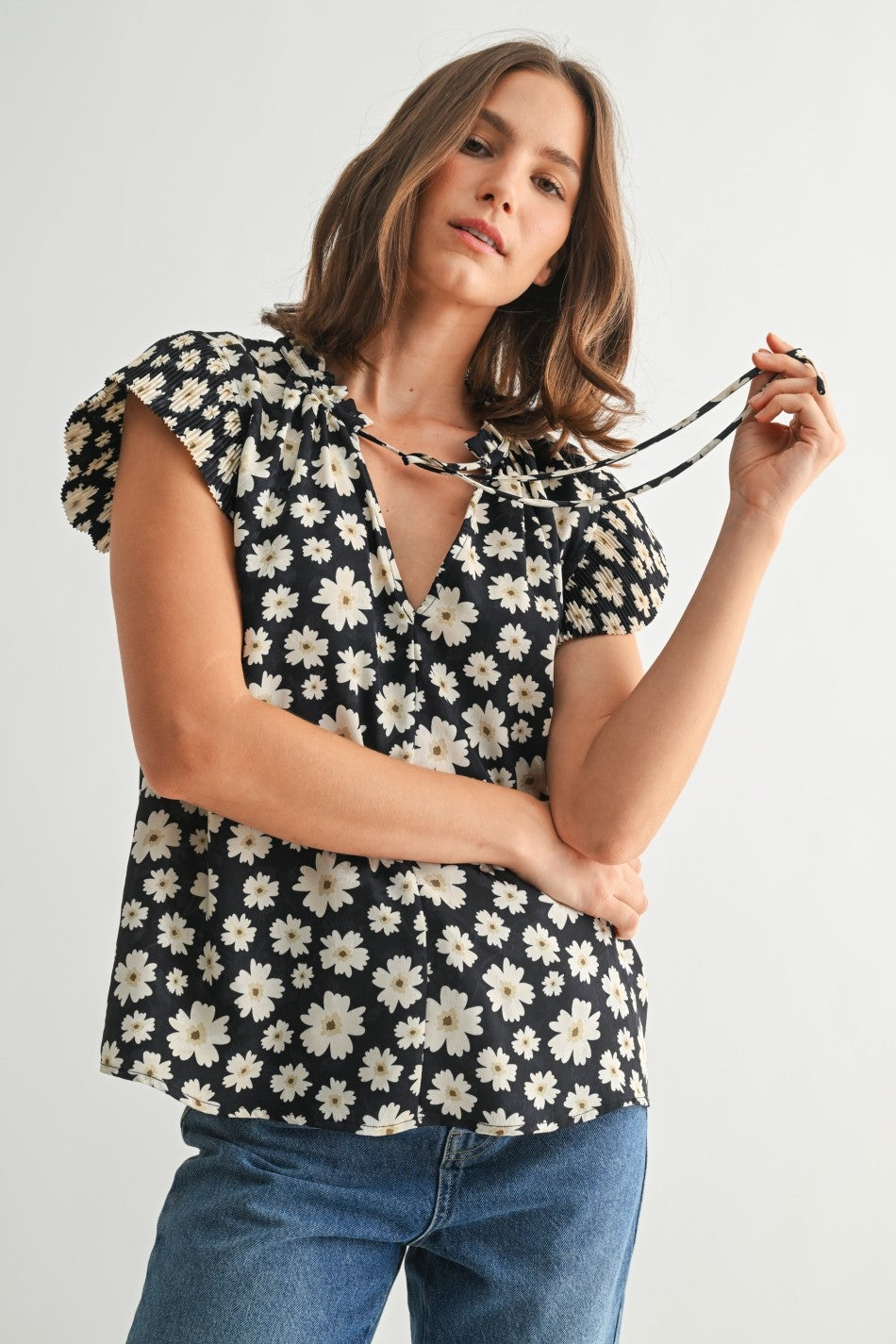 Fun2Fun Floral Pleated Ruffle Sleeve Blouse