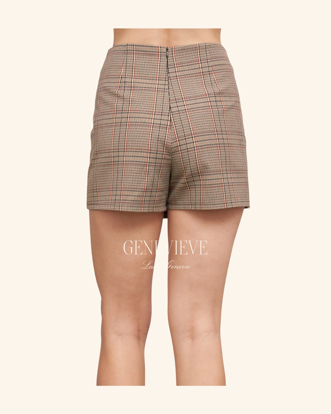 En Creme Plaid Skort