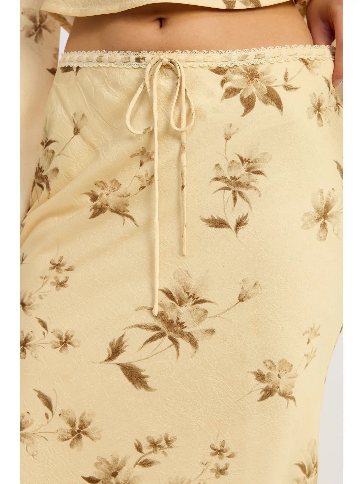 Emory Park Mid Bias Cut Satin Skirt