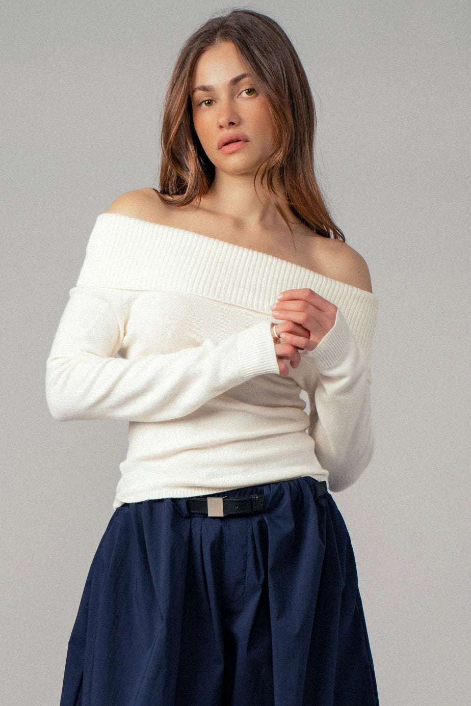 Urban Daizy Ribbed Off-Shoulder Sweater (Various Colors)