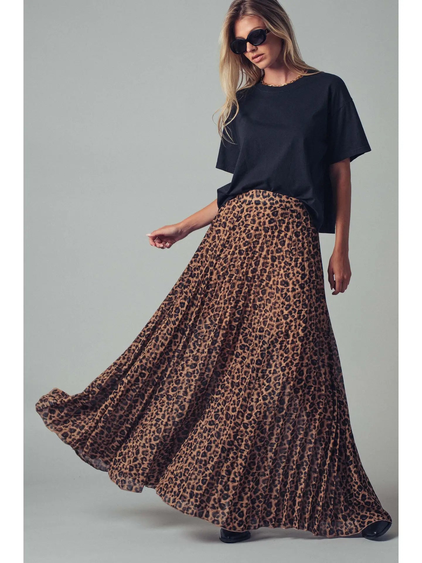 Urban Daizy Leopard Print Pleated Flowy A Line Midi Skirt