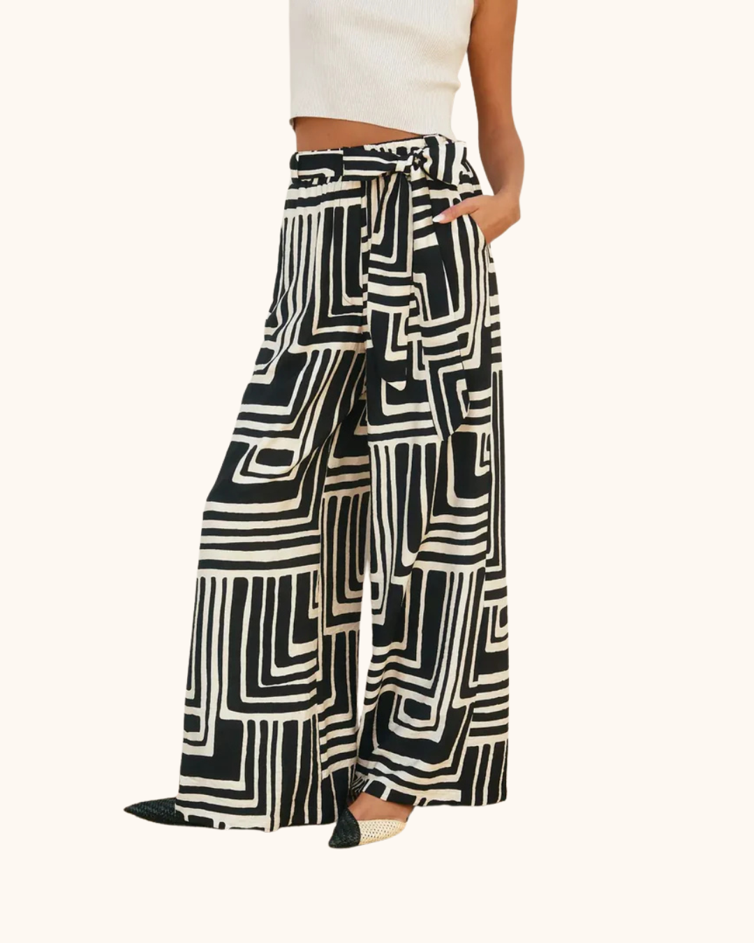 Dress Forum Black & Cream Satin Printed Pants