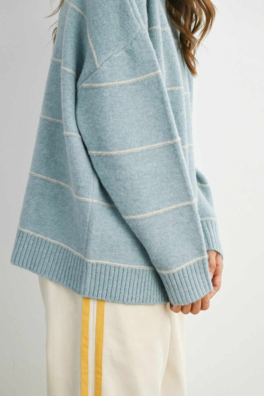 Butermelon Striped Pattern Drop Shoulder Sweater