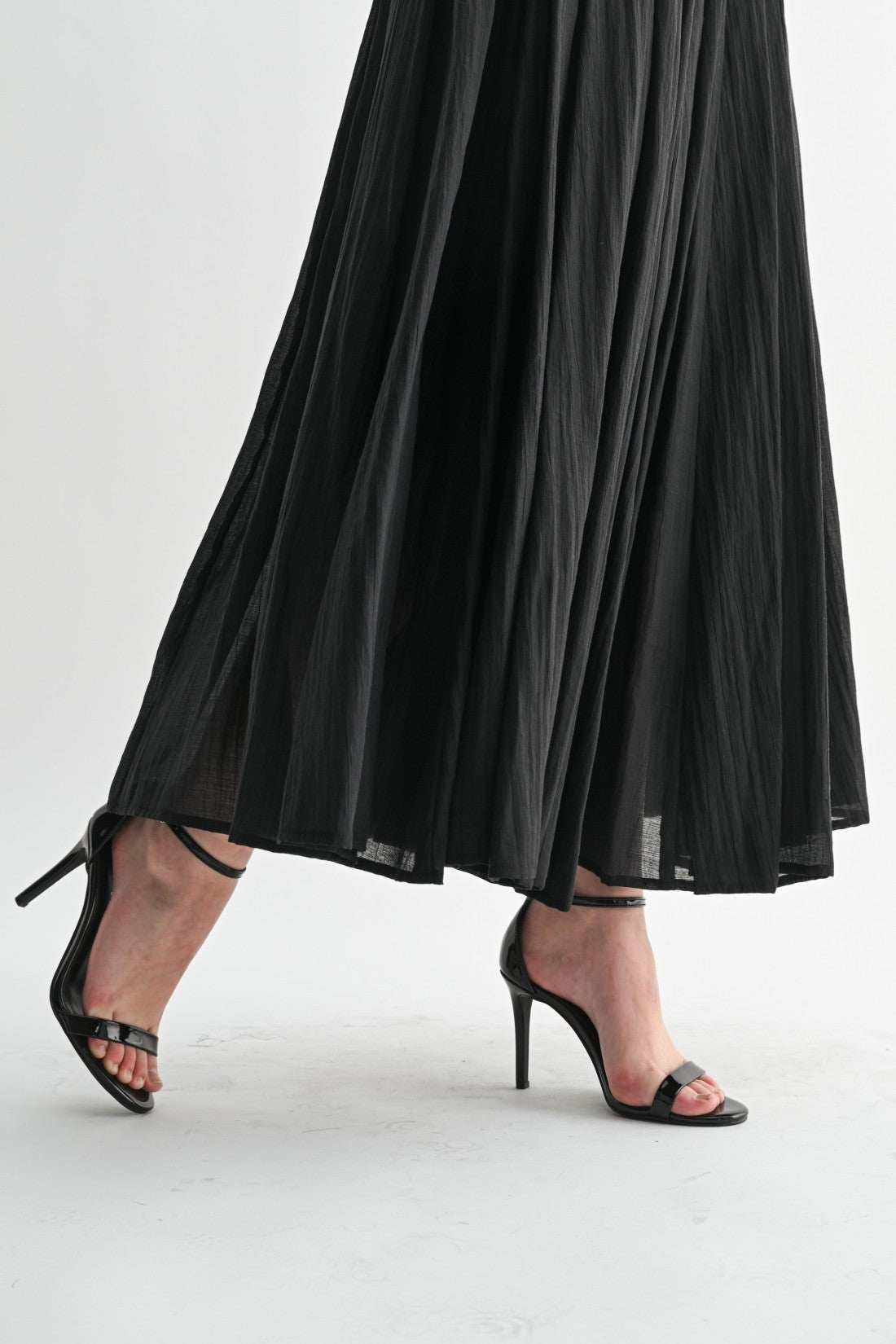 Fun2Fun Crinkle Woven Maxi Skirt
