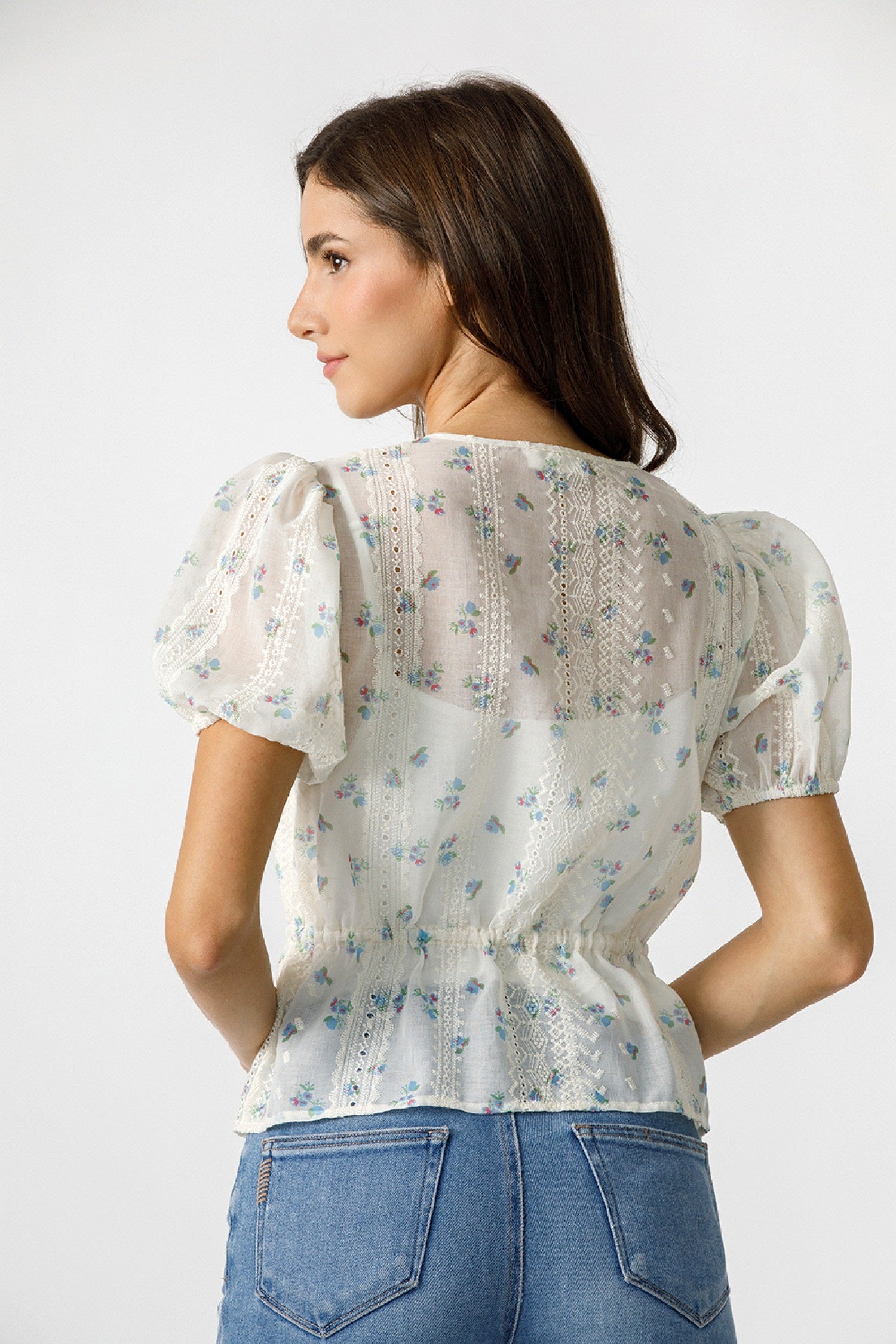 Storia Delicate Floral Print Blouse